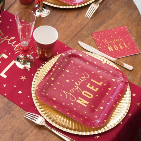 Assiette Joyeux Noël Rouge et Or pour apporter une belle touche de couleur à votre table.