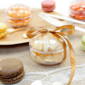 Contenant à dragées transparent en forme de macaron Contenant à dragées transparent en forme de macaron