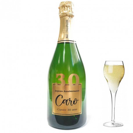 Servez le champagne pour votre 30 eme anniversaire dans une bouteille à votre nom