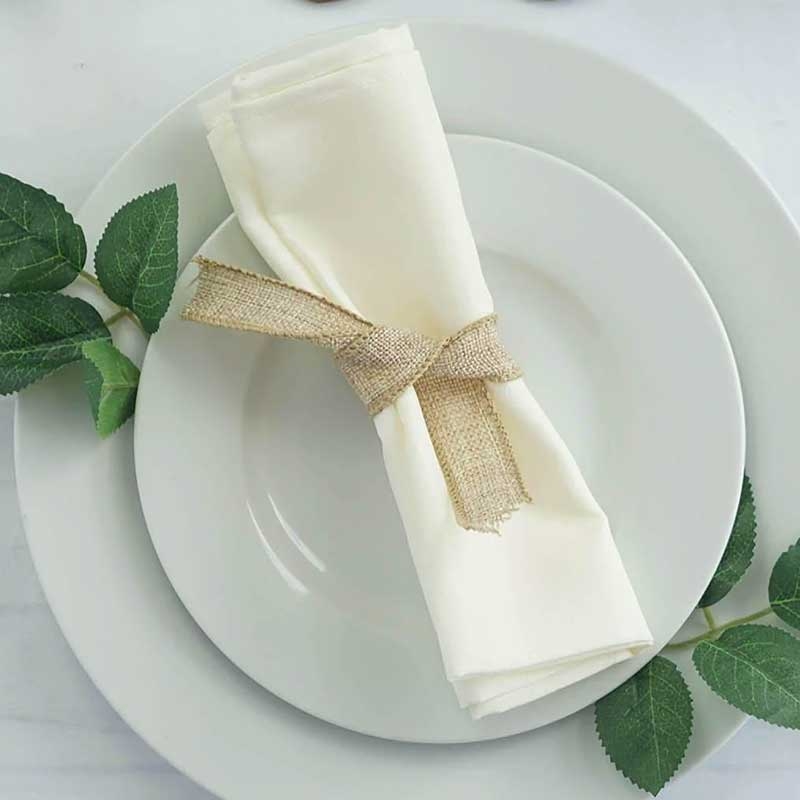 10 serviettes Blanches en tissus pour vos repas de fêtes - Dragées