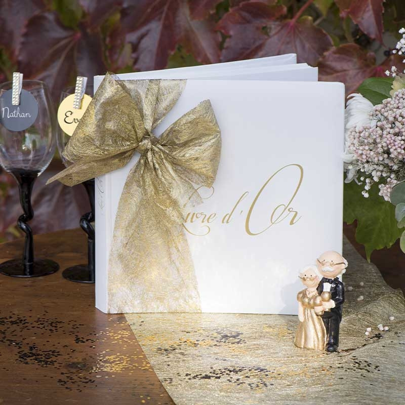Livre D'Or Mariage - Format 21x21cm - Couverture Rigide, Papier Haut De Gamme - Inclut Autocollants Et Stylo - Cadeau Souvenir