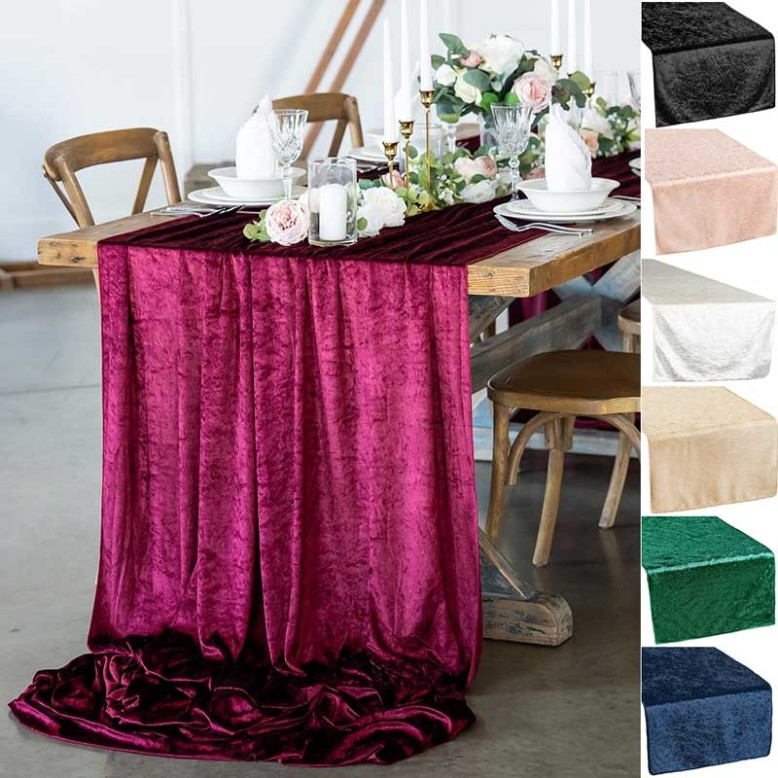 Chemin de table en velours pour mariage