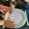 16 assiettes Or "Louxor" 8 grandes + 8 petites