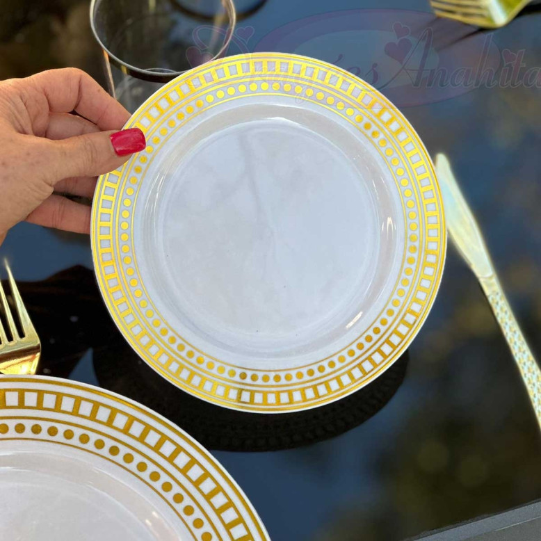 16 assiettes décor Or Louxor 8 grandes + 8 petites 16 assiettes décor Or Louxor 8 grandes + 8 petites