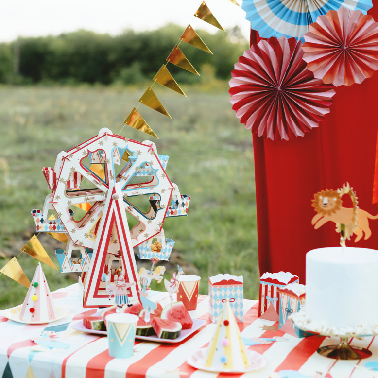 Stand à Collations Grande Roue - Anniversaire Cirque - Dragées Anahita Stand à Collations Grande Roue - Anniversaire Cirque - Dragées Anahita