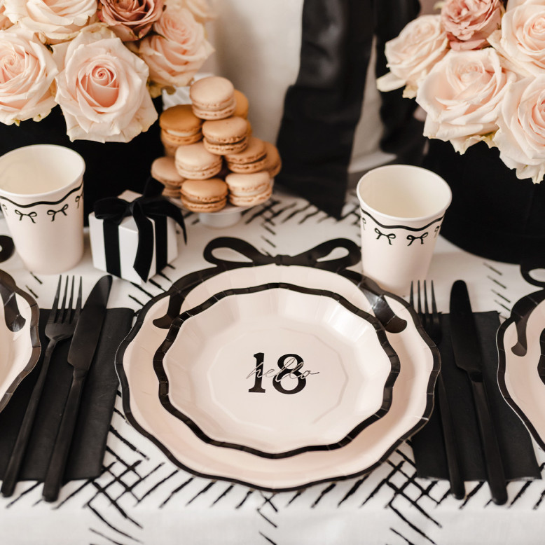 Assiettes en Carton Hello 18 Lot de 6 Assiettes en Carton Hello 18 Lot de 6