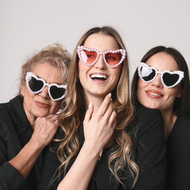 Lunettes Cœur avec Perles Blanches