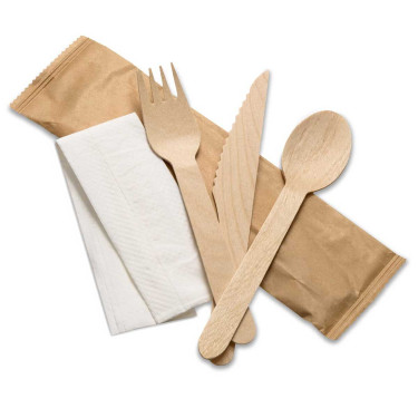 50 kits couvert en bois couteaux, fourchette, cuillère et serviette 50 kits couvert en bois couteaux, fourchette, cuillère et serviette