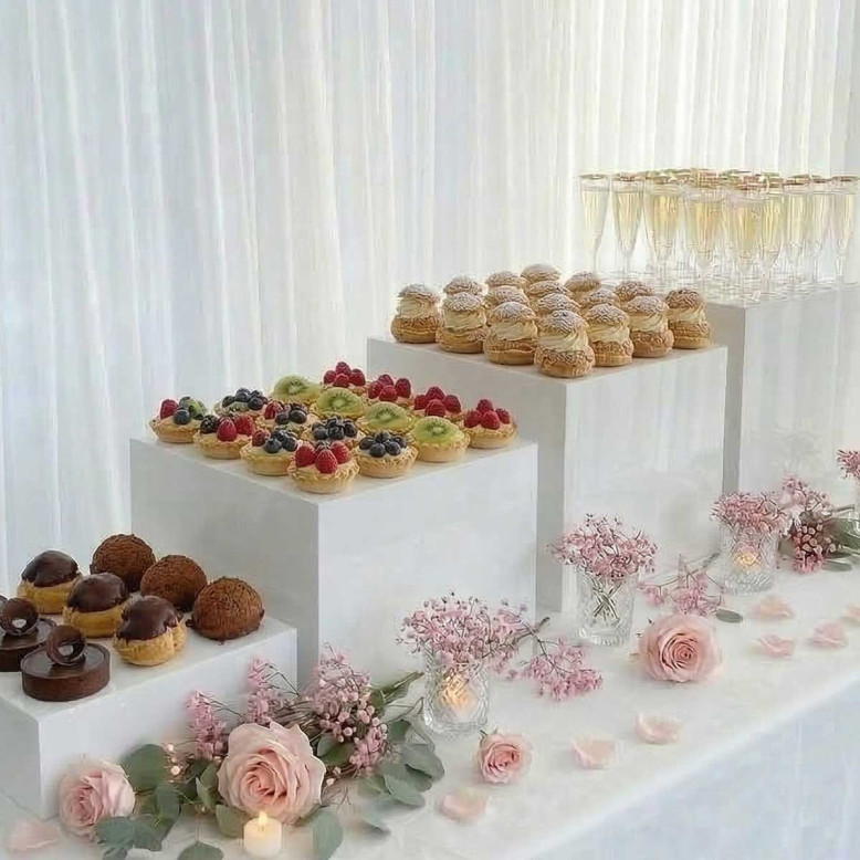 Set 4 Cubes Buffet Acrylique Blanc | Présentoirs Gigognes Premium