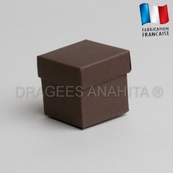 Cube uni à dragées chocolat